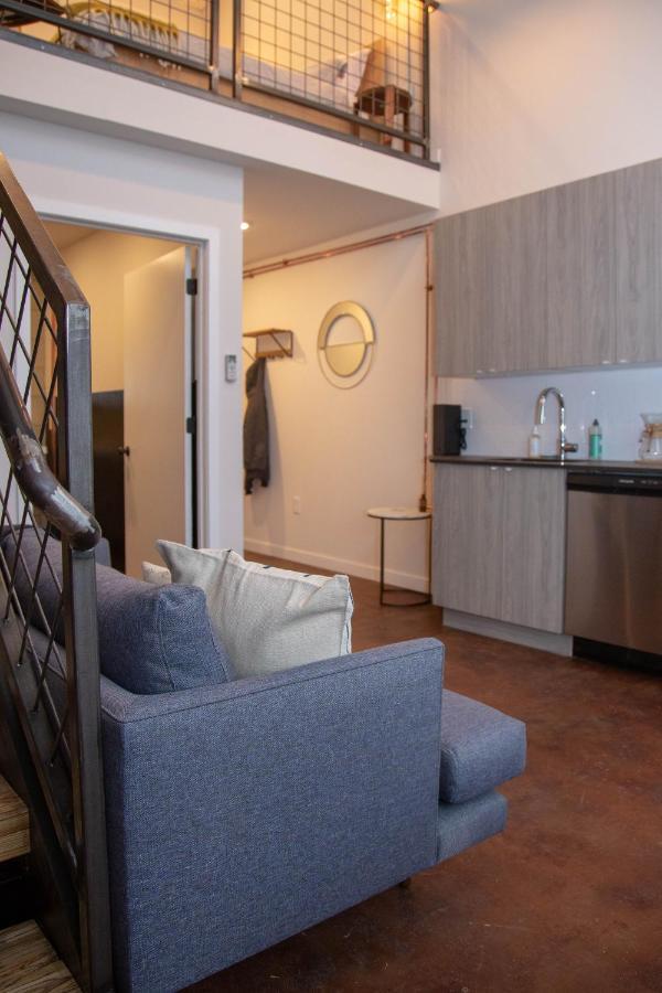 Eco Friendly Loft In Center City, Contactless Check In - Hive Room Philadelphia Exterior photo