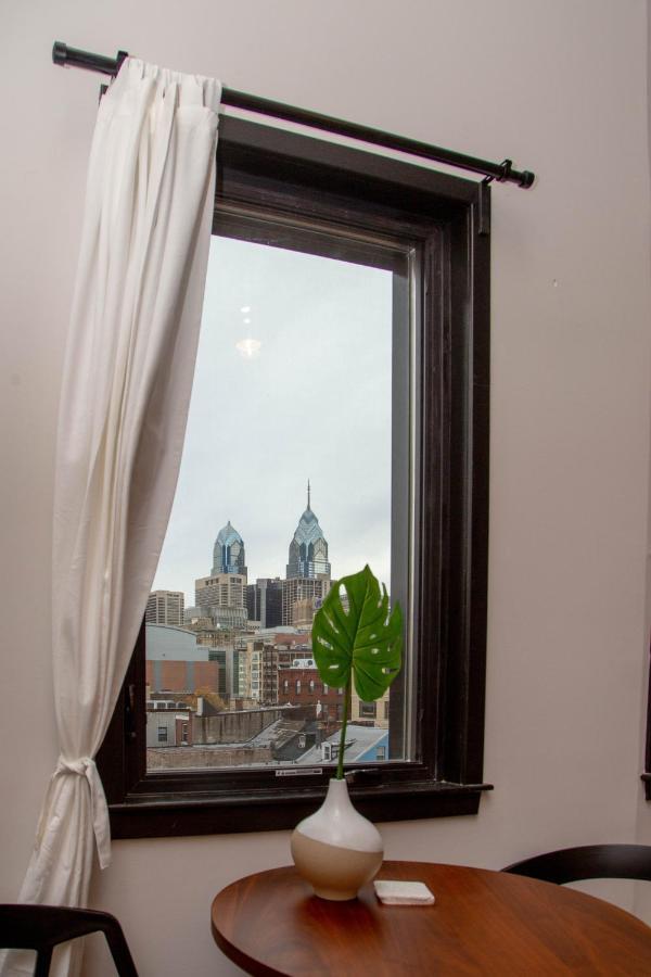 Eco Friendly Loft In Center City, Contactless Check In - Hive Room Philadelphia Exterior photo